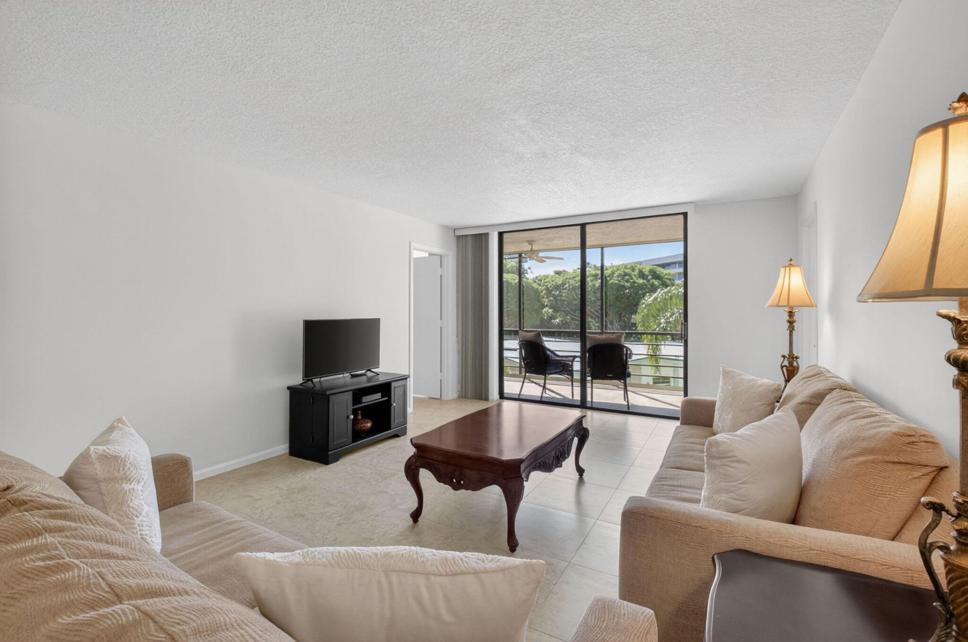555 Banyan Tree Lane, Unit 307, Delray Beach, FL 33483 Photo