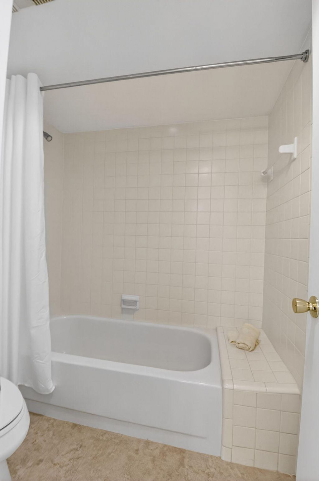 555 Banyan Tree Lane, Unit 307, Delray Beach, FL 33483 Photo