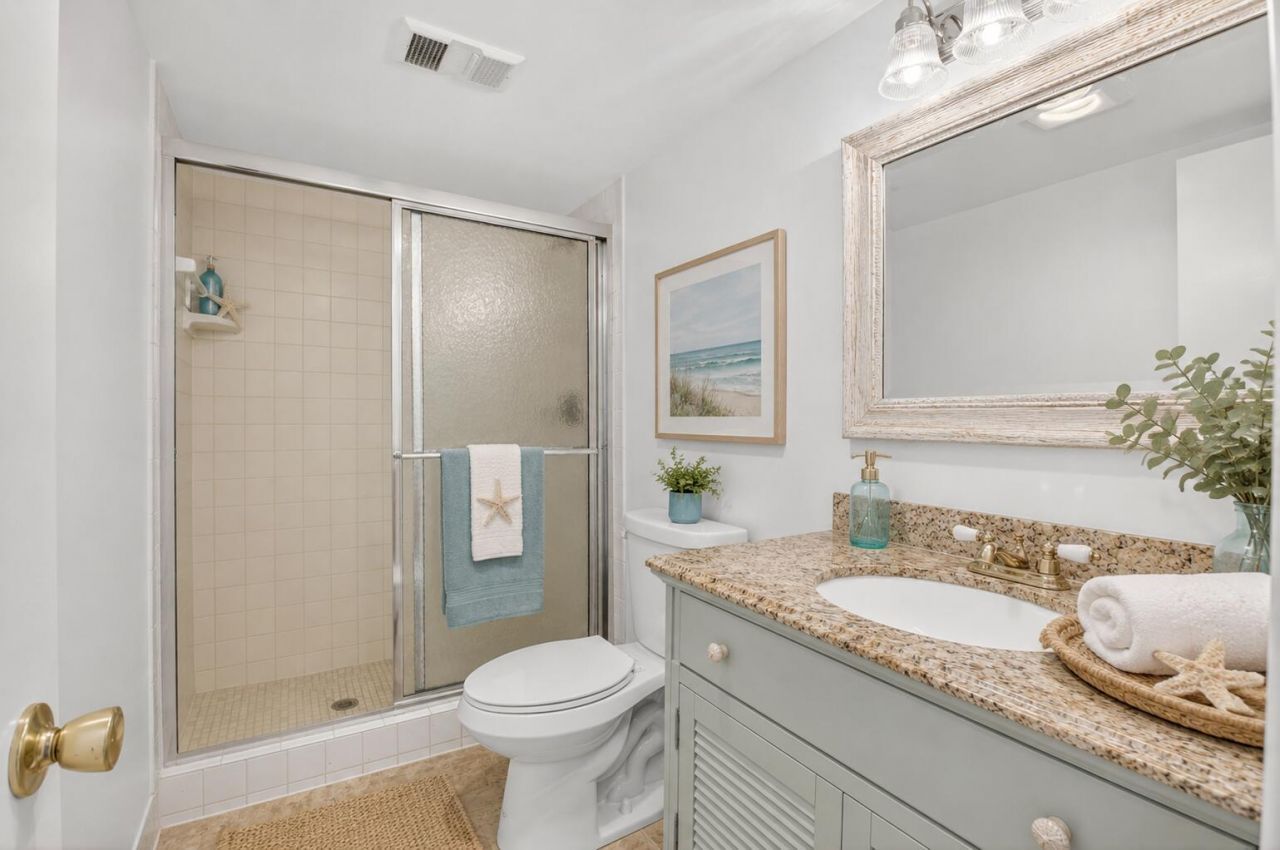 555 Banyan Tree Lane, Unit 307, Delray Beach, FL 33483 Photo