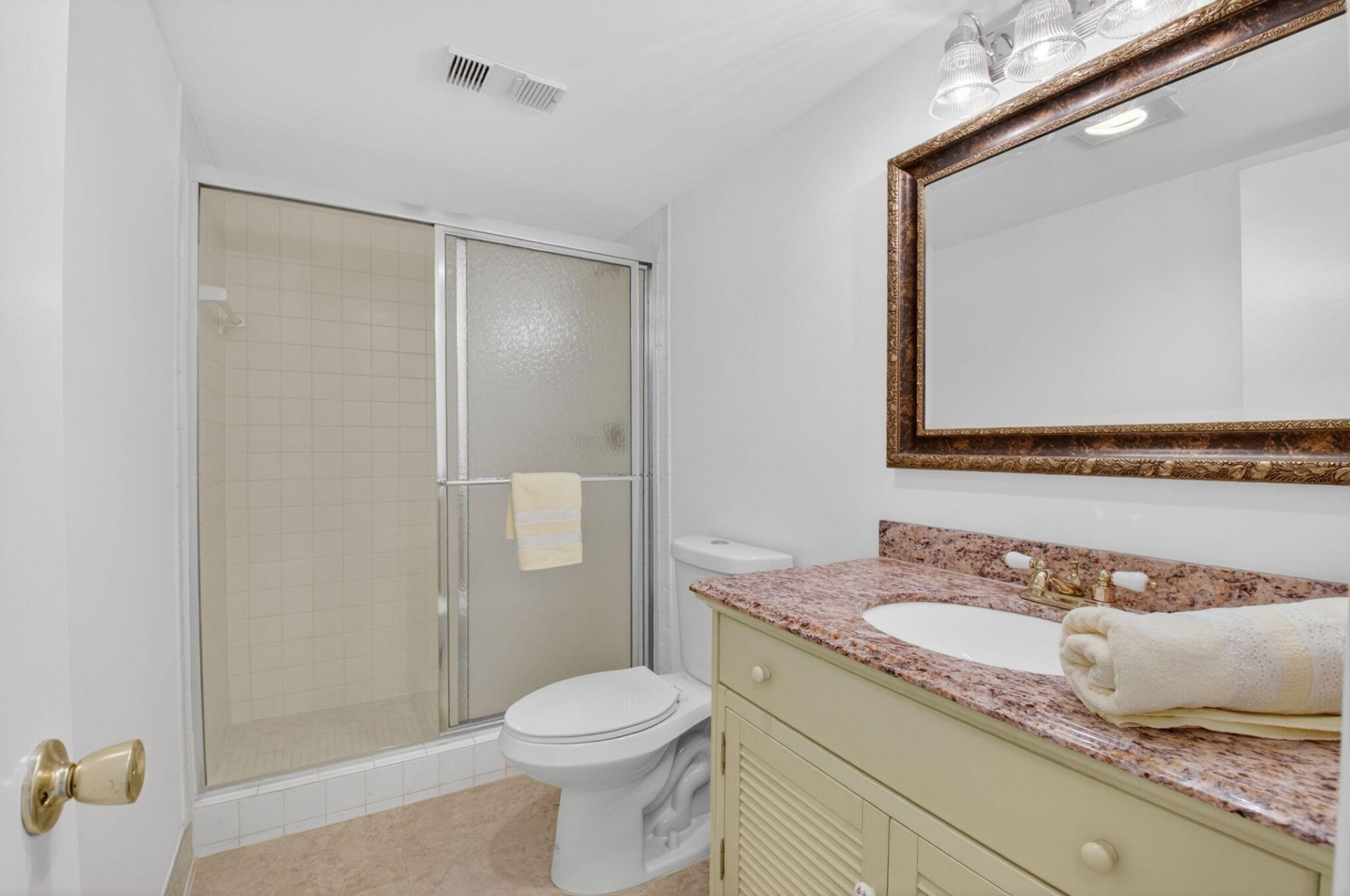 555 Banyan Tree Lane, Unit 307, Delray Beach, FL 33483 Photo