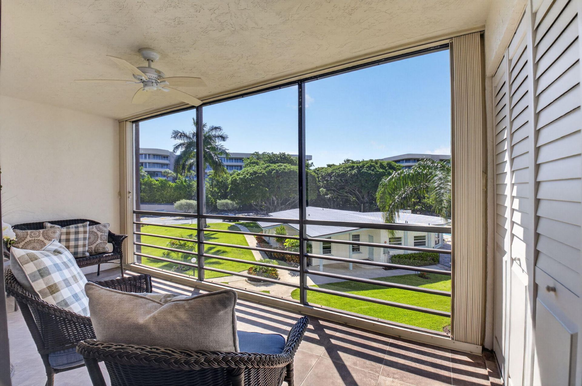 555 Banyan Tree Lane, Unit 307, Delray Beach, FL 33483 Photo