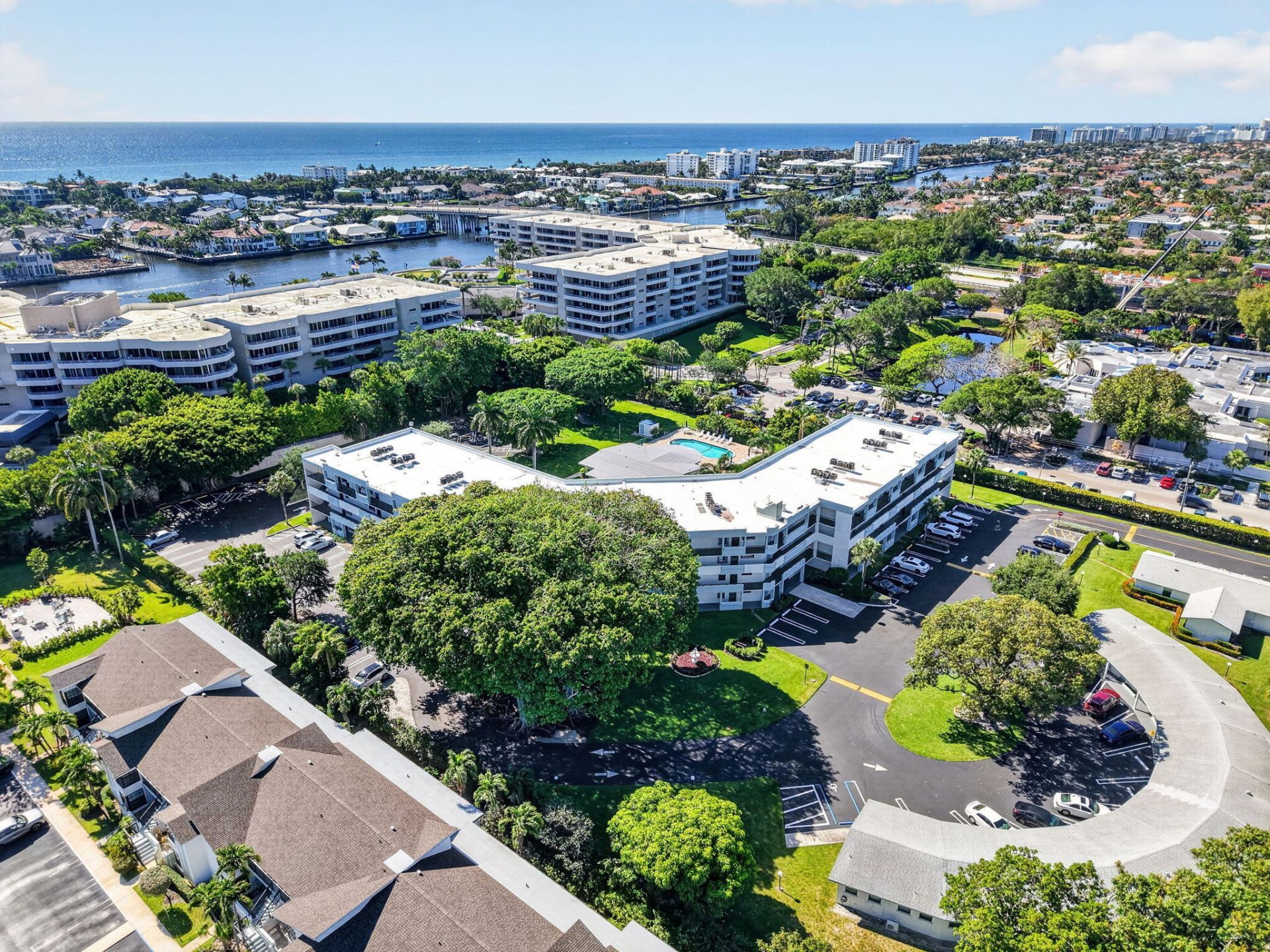 555 Banyan Tree Lane, Unit 307, Delray Beach, FL 33483 Photo