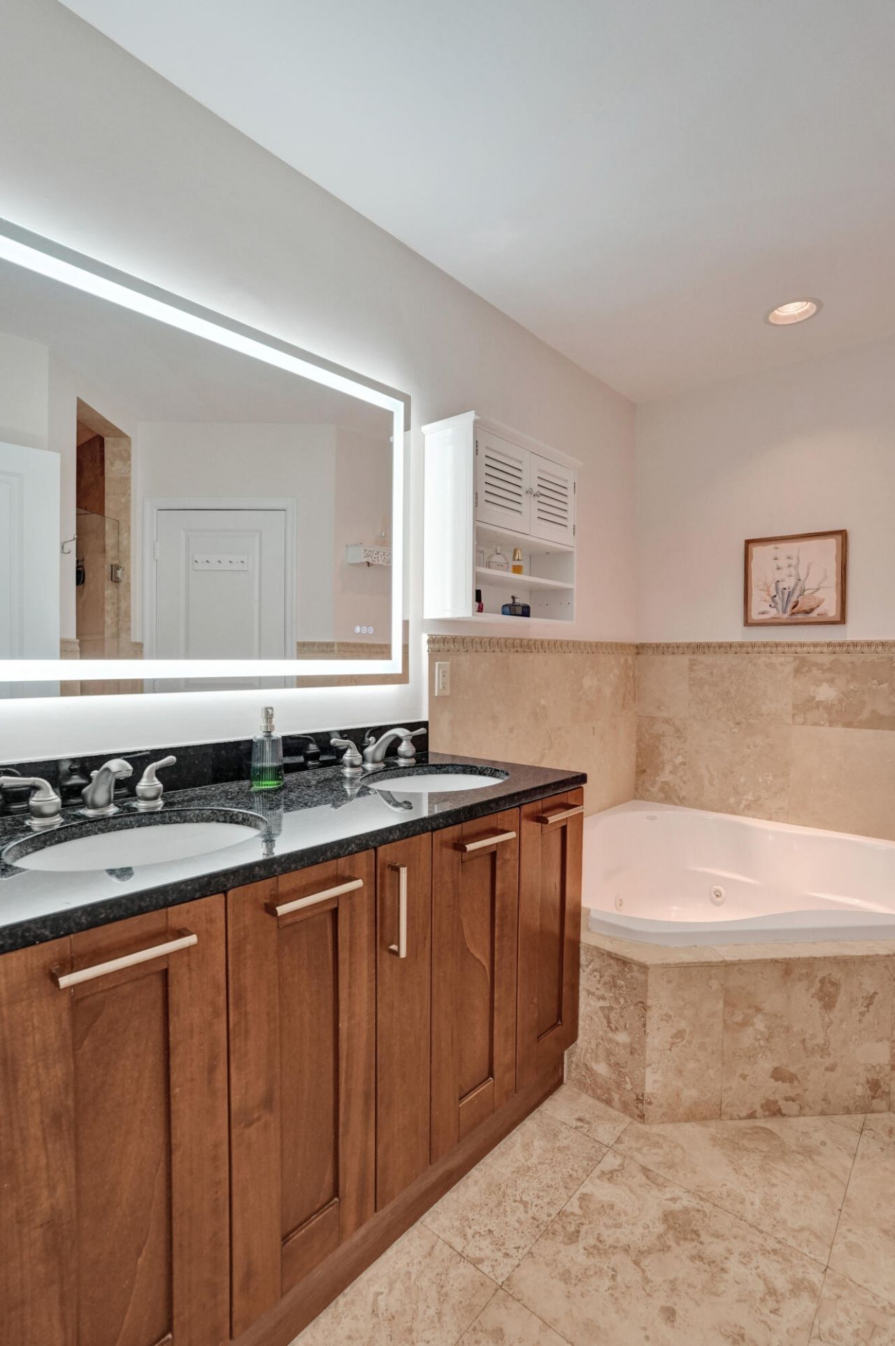 2610 NE 11th Court, Fort Lauderdale, FL 33304 Photo