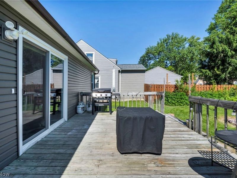 25970 Bagley Road , Olmsted Falls, OH 44138 Photo 39