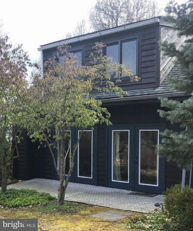 8376 Meadows Road, Unit COTTAGE, Warrenton, VA 20186 Main Photo