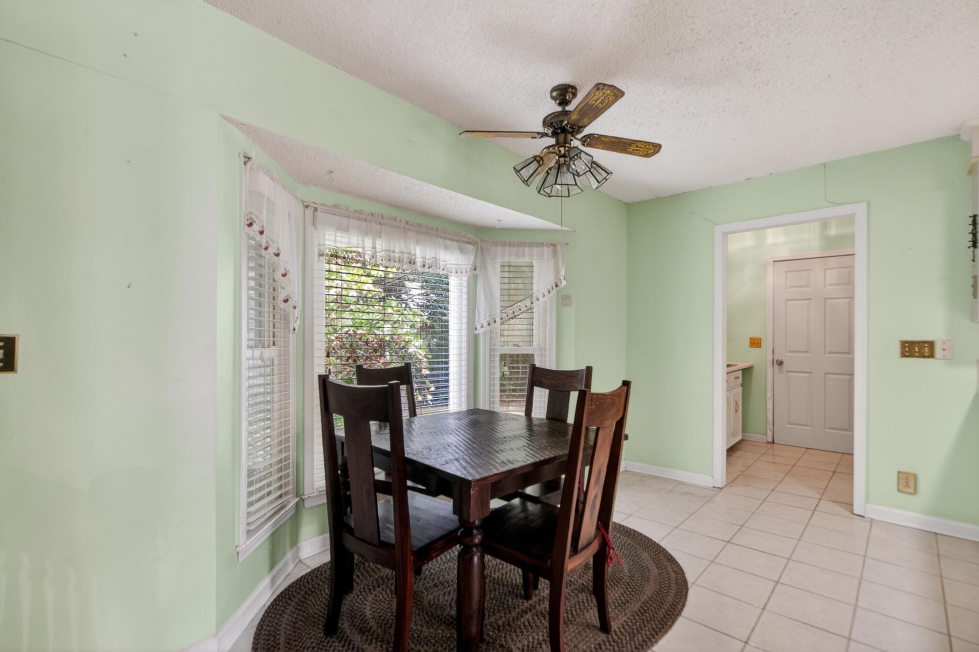 20 Ashland Drive Photo 11
