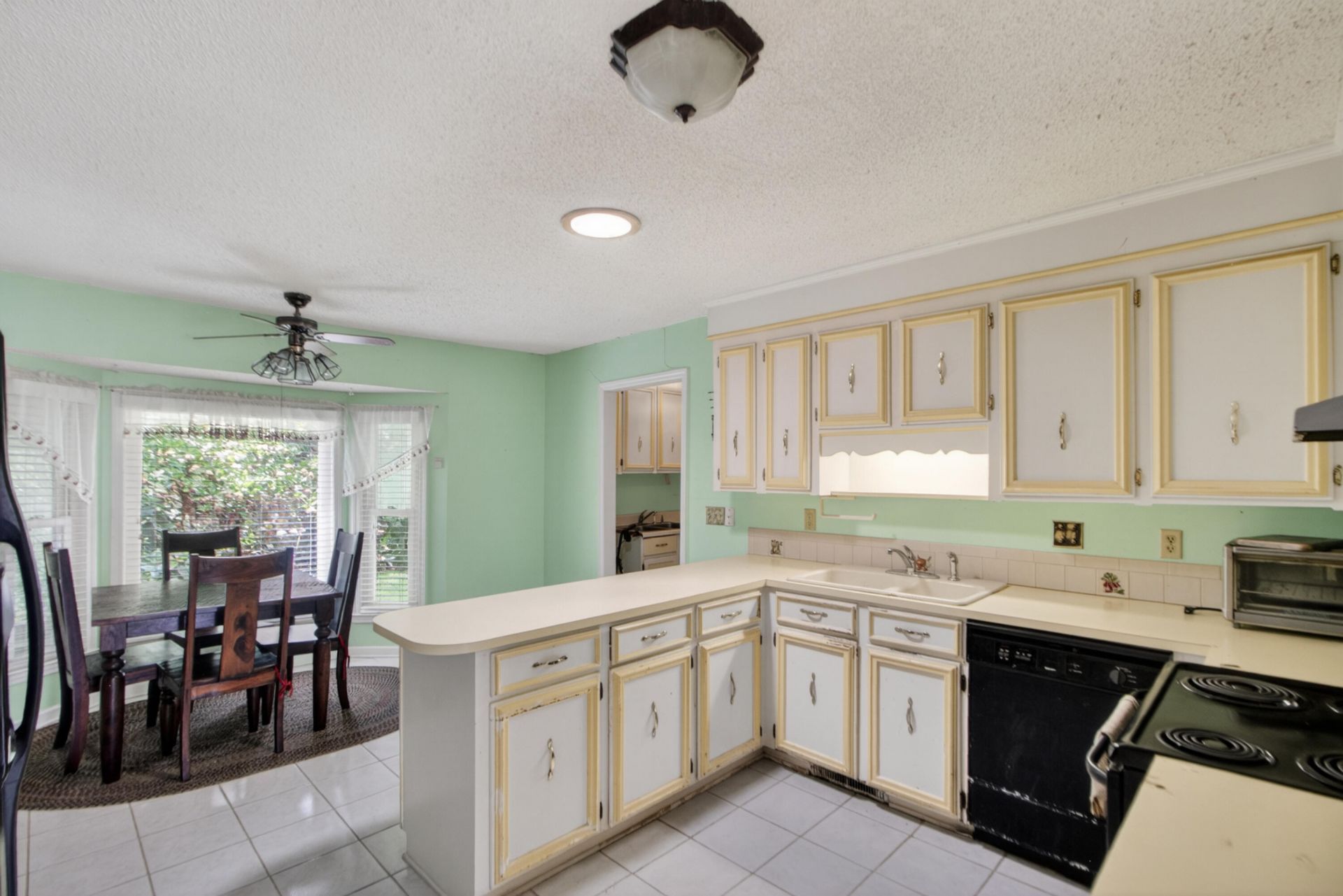 20 Ashland Drive Photo 14