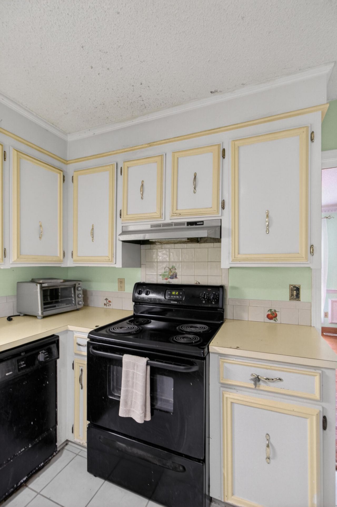 20 Ashland Drive Photo 17