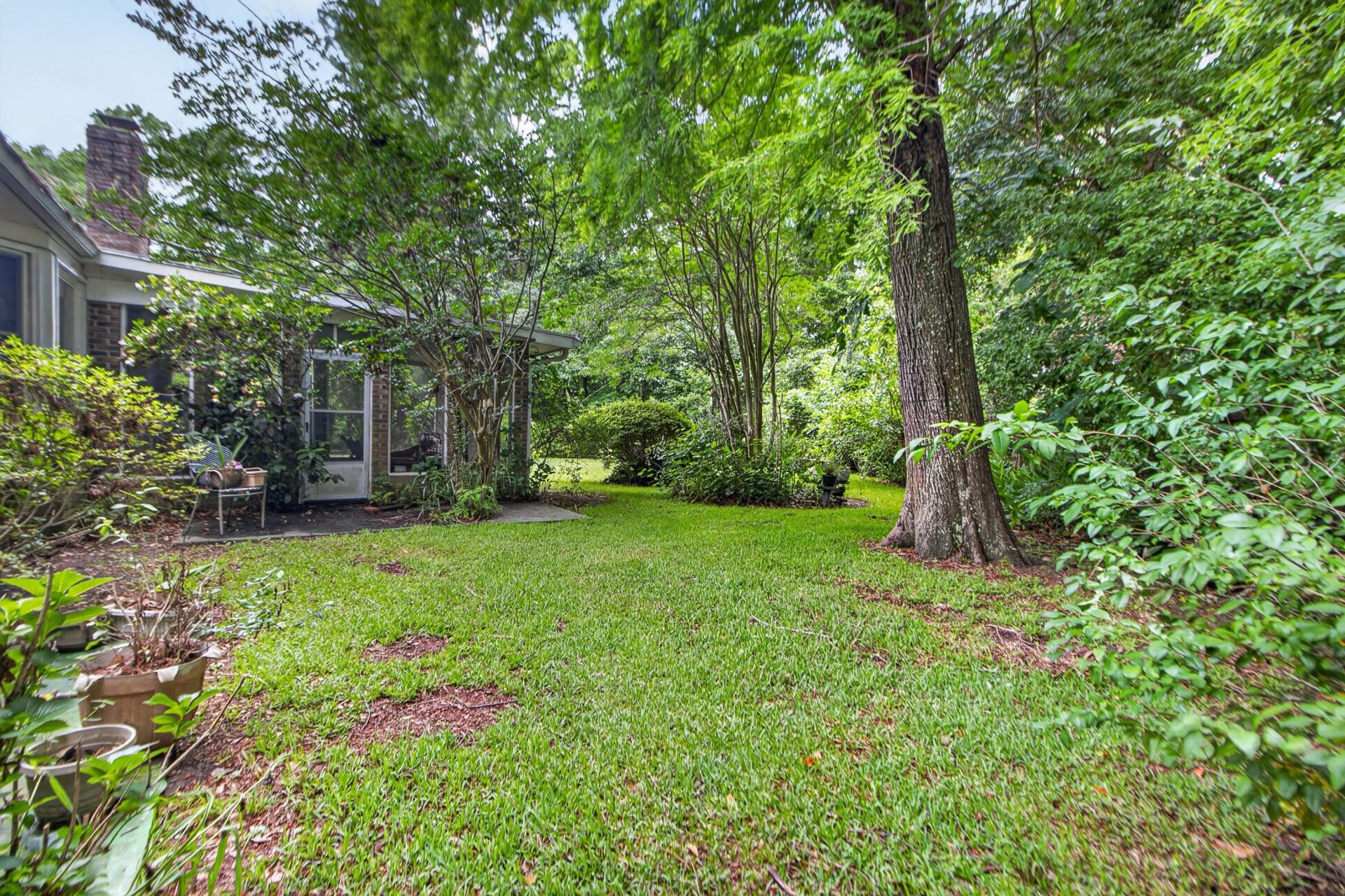 20 Ashland Drive Photo 32