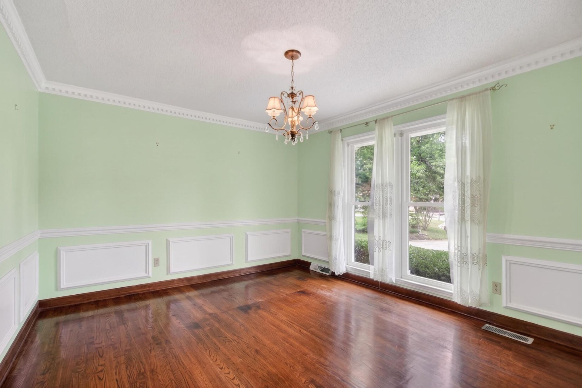 20 Ashland Drive Photo 7