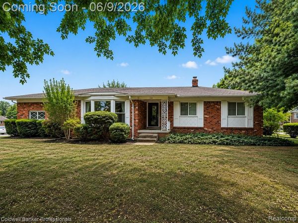 53238 Saturn Drive, Shelby Twp, MI 48316