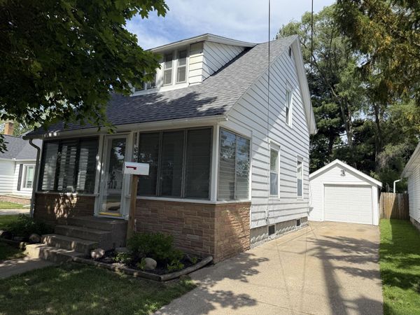 2074 Prospect Avenue NE, Grand Rapids, MI 49505