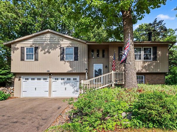 8275 Valleywood Lane, Portage, MI 49024