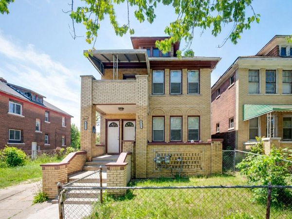 9313 Broadstreet Avenue, Detroit, MI 48204