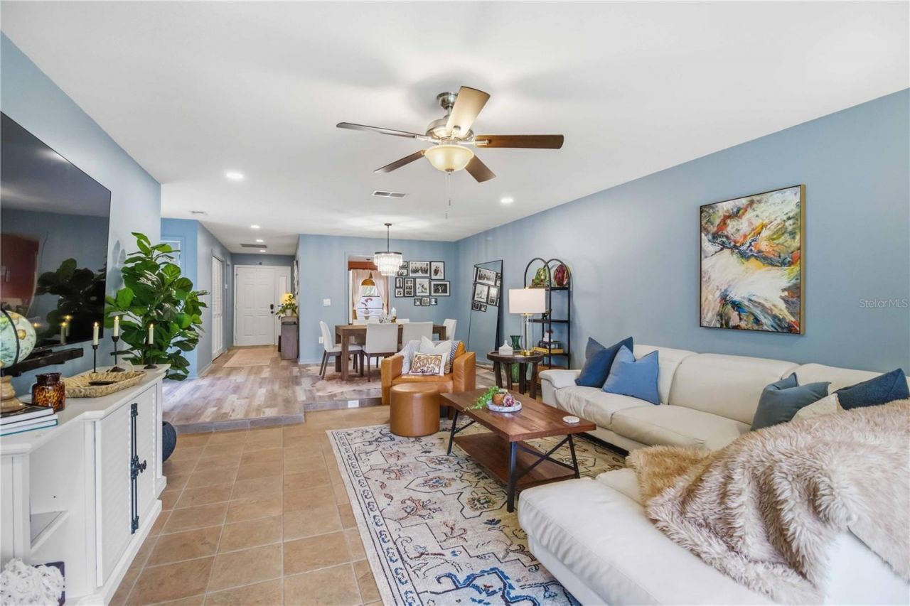3689 Gleneagle Drive, Unit 14B, Sarasota, FL 34238 Photo