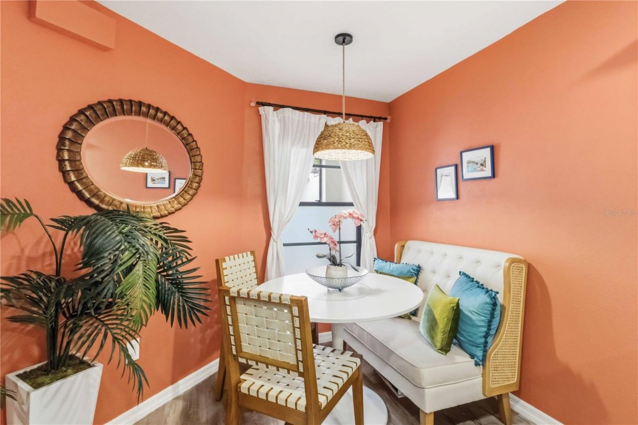 3689 Gleneagle Drive, Unit 14B, Sarasota, FL 34238 Photo