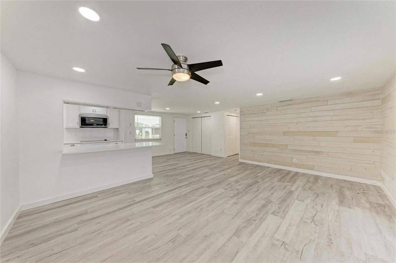 2714 Datura Street , Sarasota, FL 34239 Photo