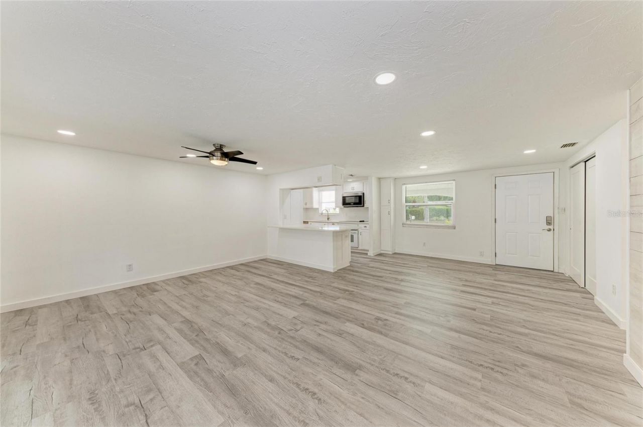2714 Datura Street , Sarasota, FL 34239 Photo