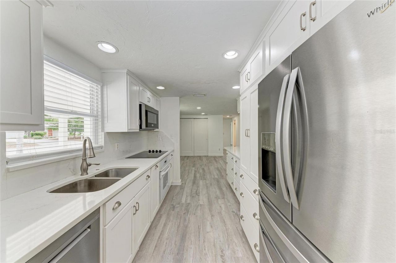 2714 Datura Street , Sarasota, FL 34239 Photo
