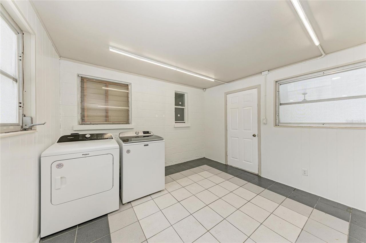 2714 Datura Street , Sarasota, FL 34239 Photo