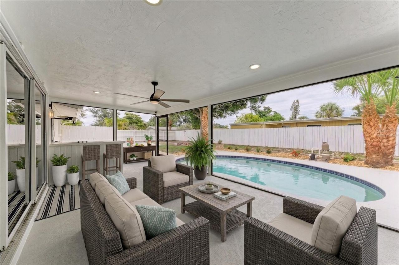 2714 Datura Street , Sarasota, FL 34239 Photo