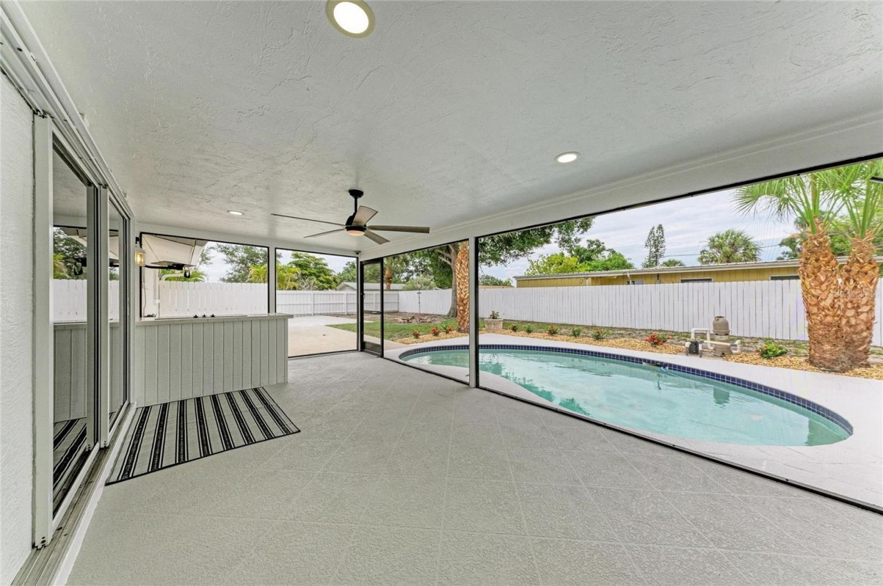 2714 Datura Street , Sarasota, FL 34239 Photo