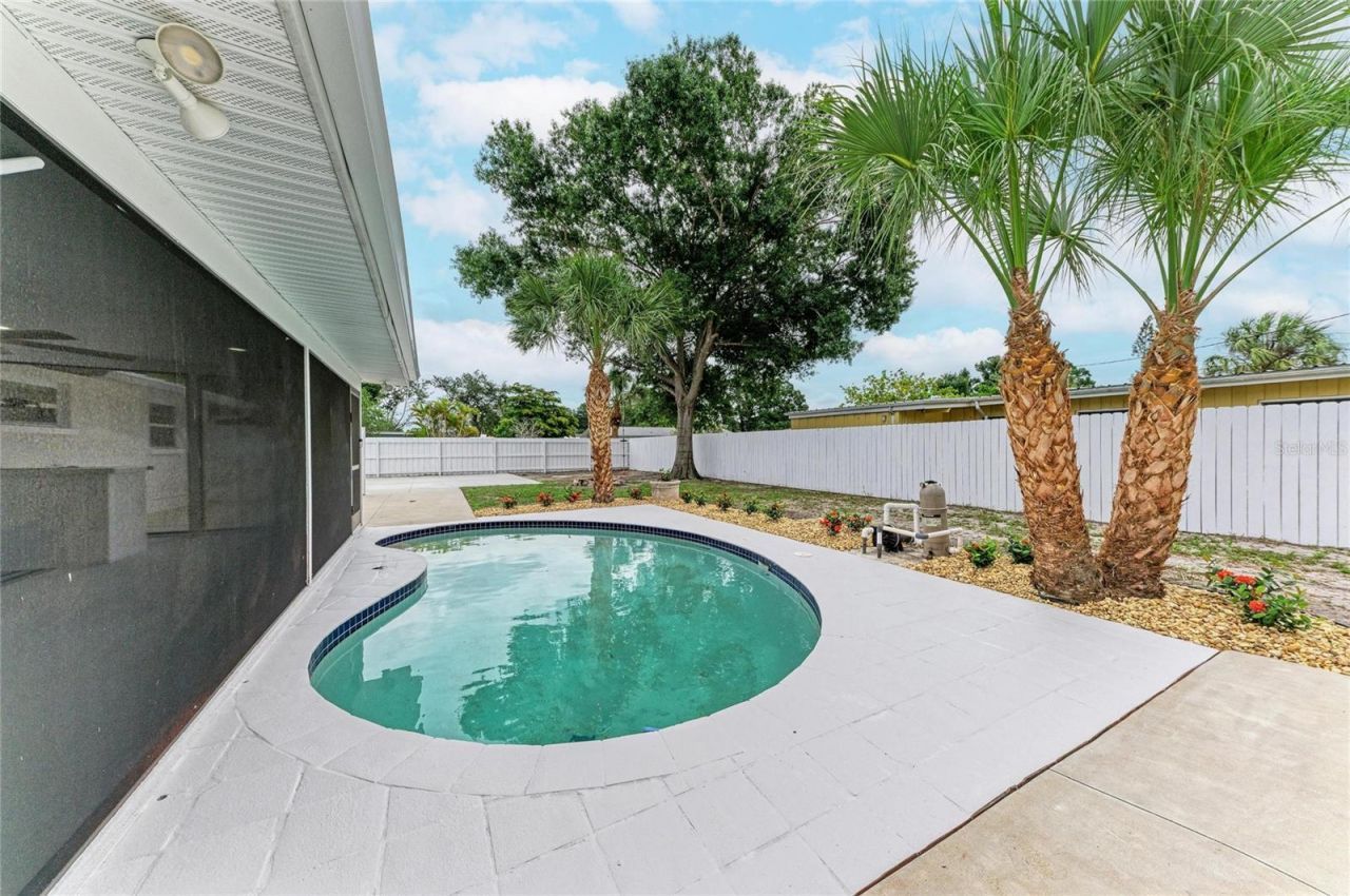 2714 Datura Street , Sarasota, FL 34239 Photo