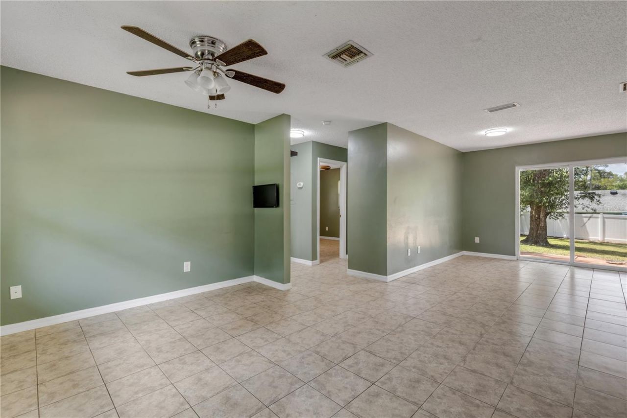 380 Julia Avenue , Orange City, FL 32763 Photo