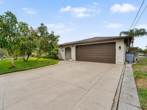 5736 MELALEUCA DRIVE , Unit 22, HOLIDAY, FL 34690