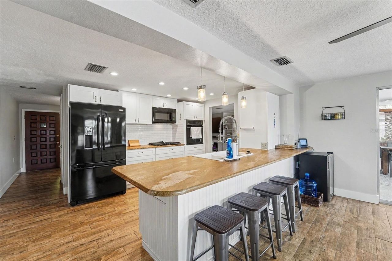5736 Melaleuca Drive , Unit 22, Holiday, FL 34690 Photo