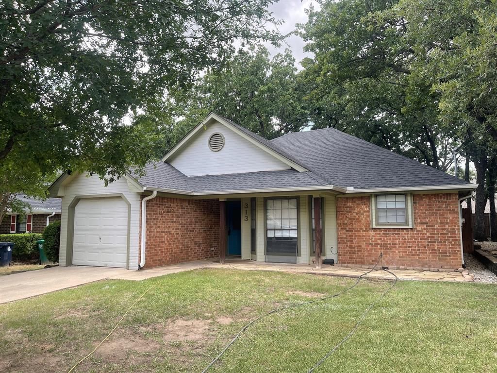 313 Joshua Street, Denton, TX 76209 Main Photo