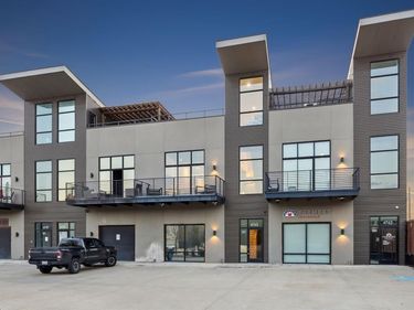 4763 Algiers Street , Unit 100, Dallas, TX 75207