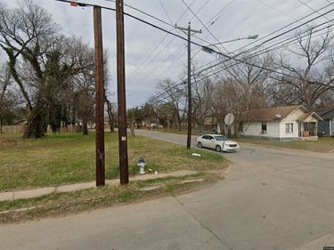 2641 Macon Street , Dallas, TX 75215