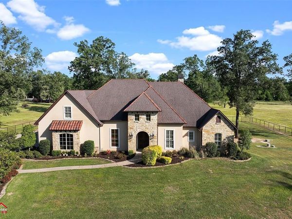 2139 Gravel Point Road , Frierson, LA 71027