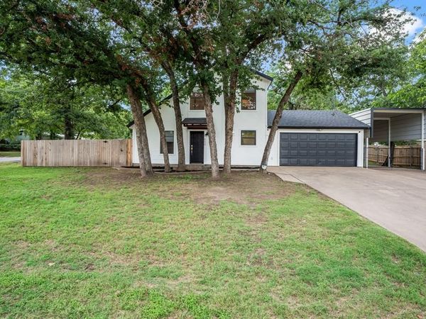 600 Lost Trail, Granbury, TX 76049