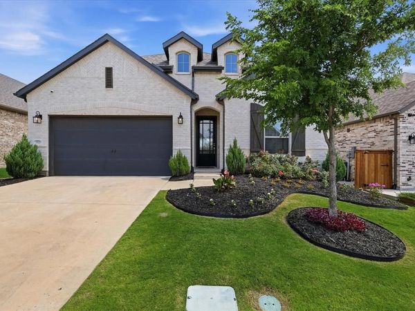 9521 Leisure Pace Lane, Oak Point, TX 75068
