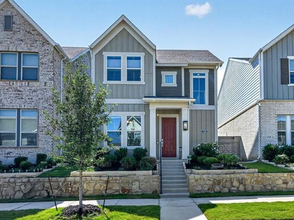 1341 Roundup Way , Argyle, TX 76226