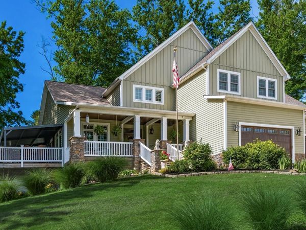 6283 William Avenue , Cambridge, OH 43725