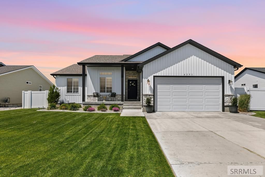 4391 Hatch Hollow Lane, Idaho Falls, ID 83401 Main Photo