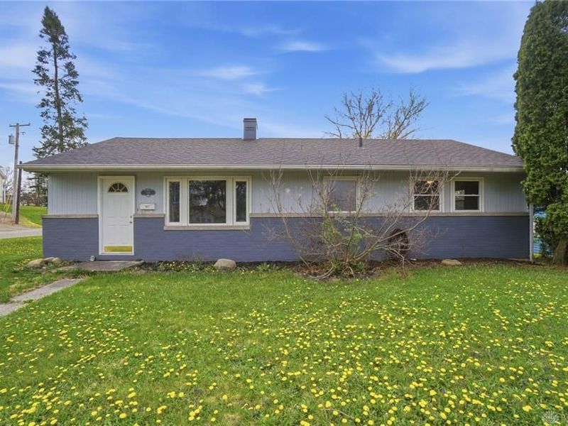818 Brookwood Drive, Bellefontaine, OH 43311 Photo 3