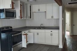 135 Dowling Avenue photo 4