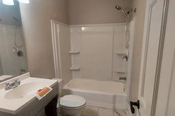 135 Dowling Avenue photo 4