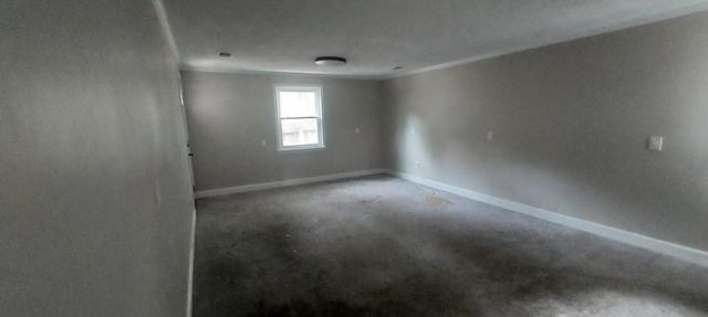 135 Dowling Avenue Photo 7