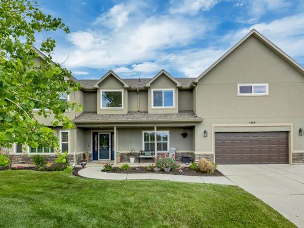 184 N FARM CV, Farmington, UT 84025