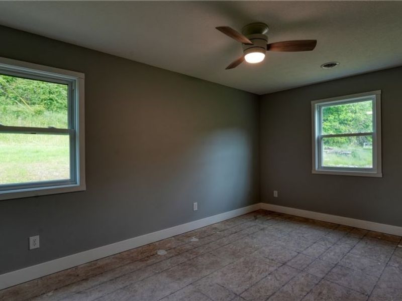 3899 Mayfair Lane, Cambridge, OH 43725 Photo 16