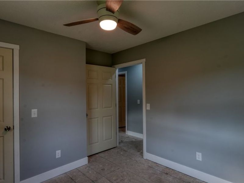 3899 Mayfair Lane, Cambridge, OH 43725 Photo 23