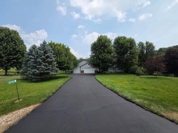W7918 Payton Drive, Pardeeville, WI 53954