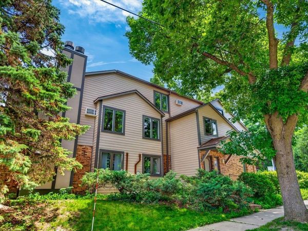 311 Forest Street, Unit 2B, Madison, WI 53726