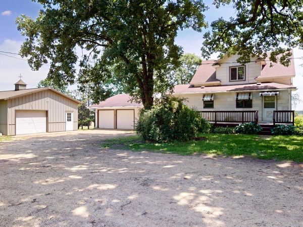 28989 780th Avenue, Clarks Grove, MN 56016