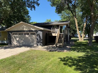 113 Cedar Street S, Sauk Centre, MN 56378